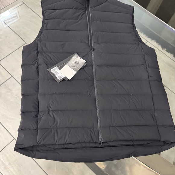 Navigation down vest - Picture 8 of 15